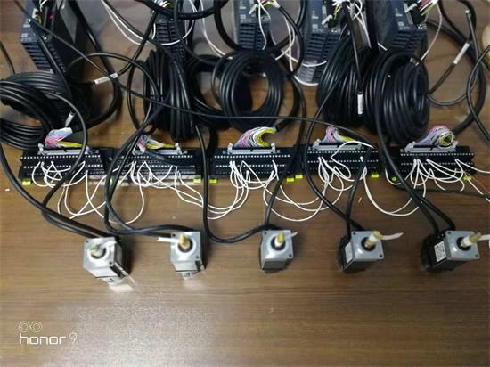 號(hào)外！號(hào)外_三菱定位新用法：FX5U內(nèi)置32軸總線(xiàn)定位！